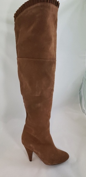 HOT IN HOLLYWOOD Brown Sued Knee High Heels 9M - Picture 8 of 11